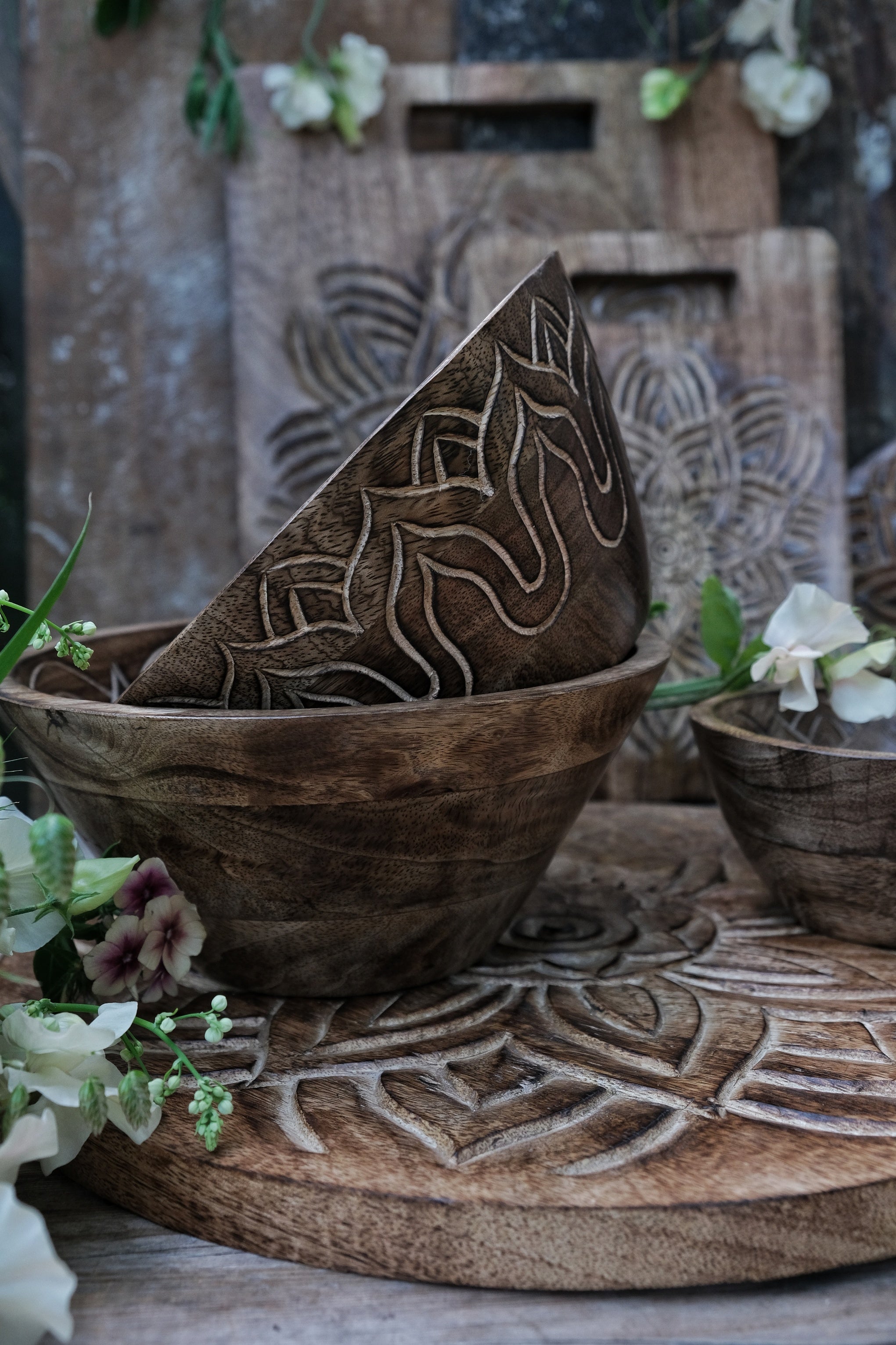 Fleur Holzschüssel Gross Mit Aussengravur, Handarbeit