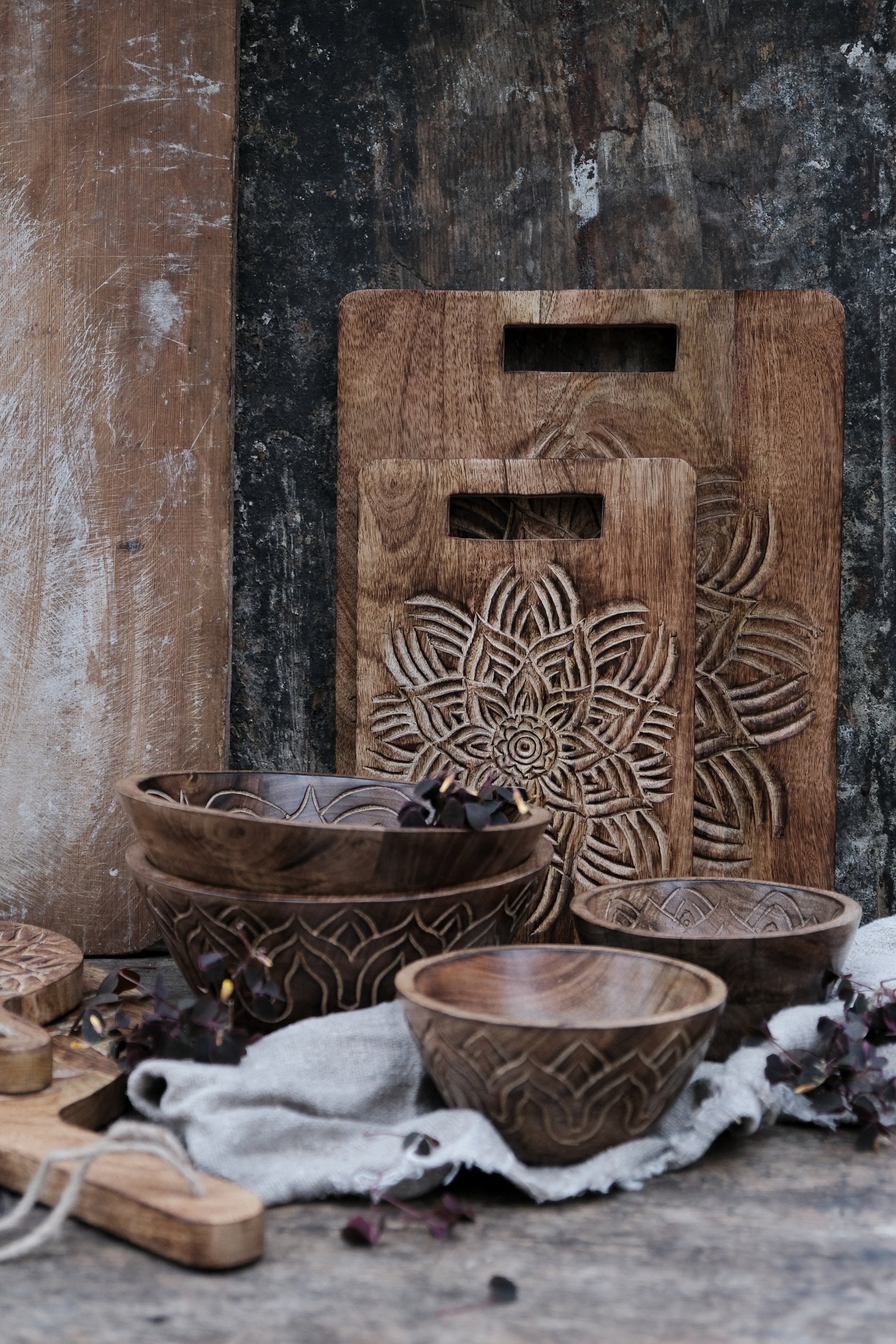 Fleur Holzschüssel Gross Mit Aussengravur, Handarbeit