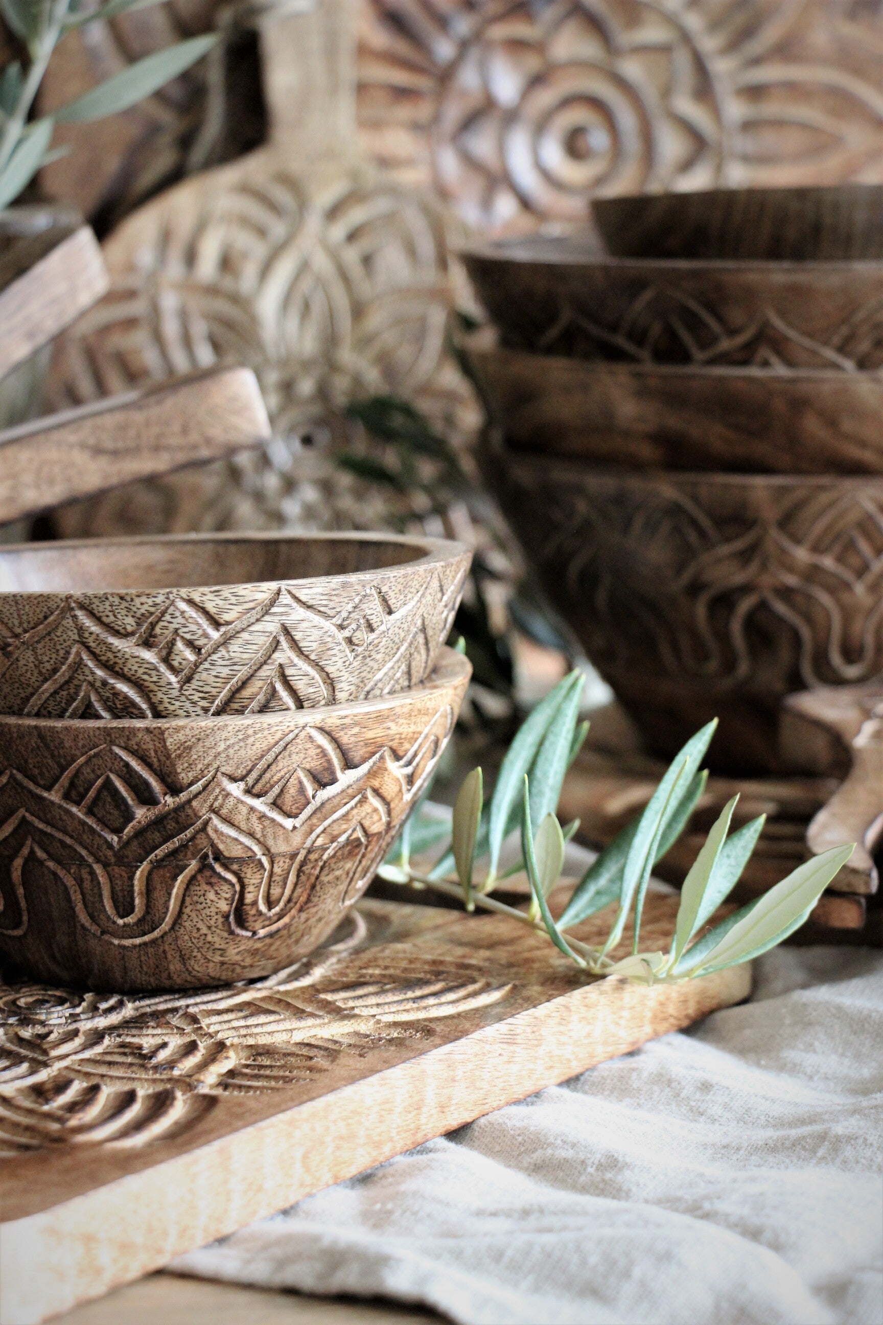 Fleur Holzschüssel Gross Mit Aussengravur, Handarbeit