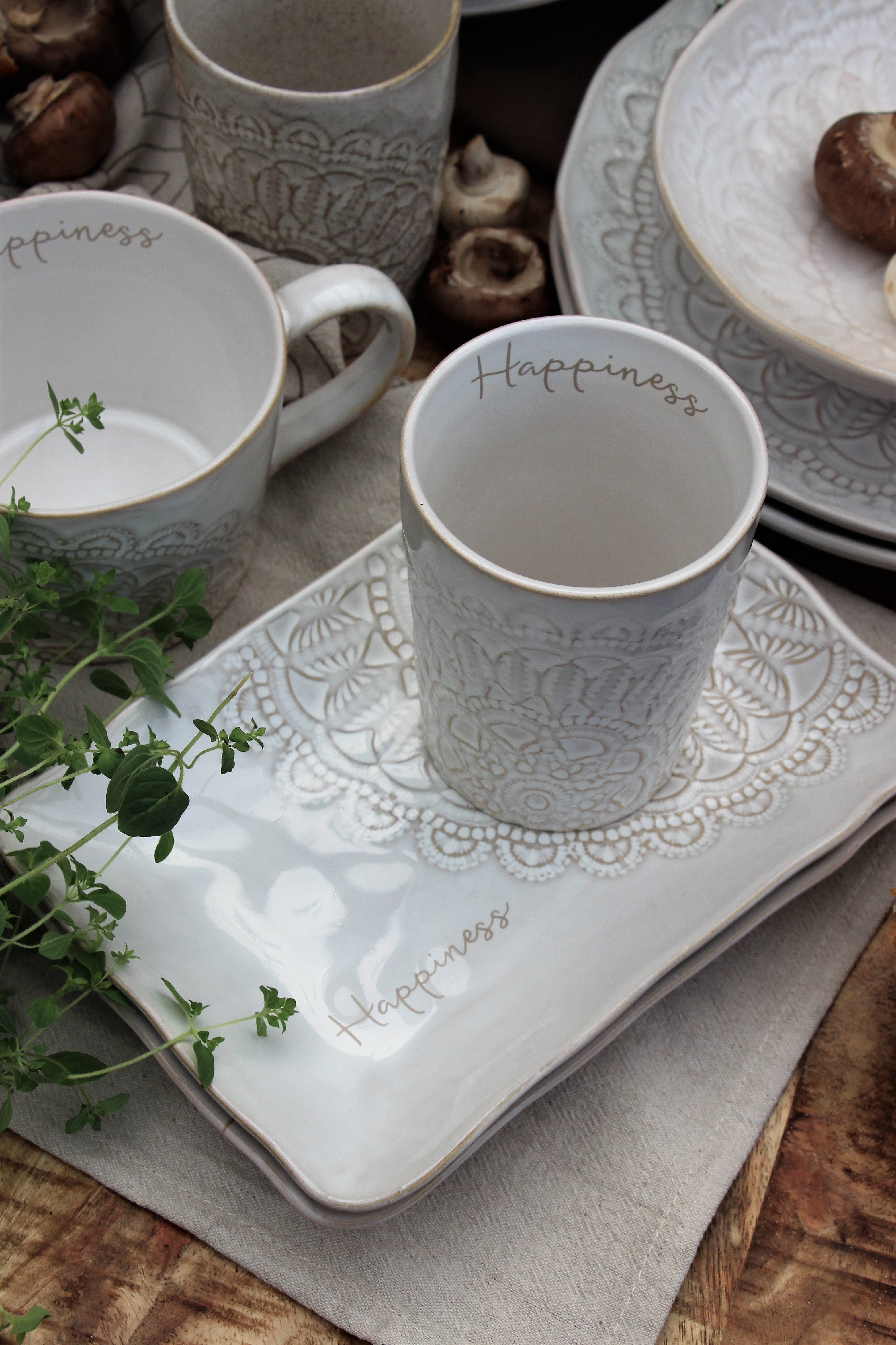 Hapiness Becher Weiss