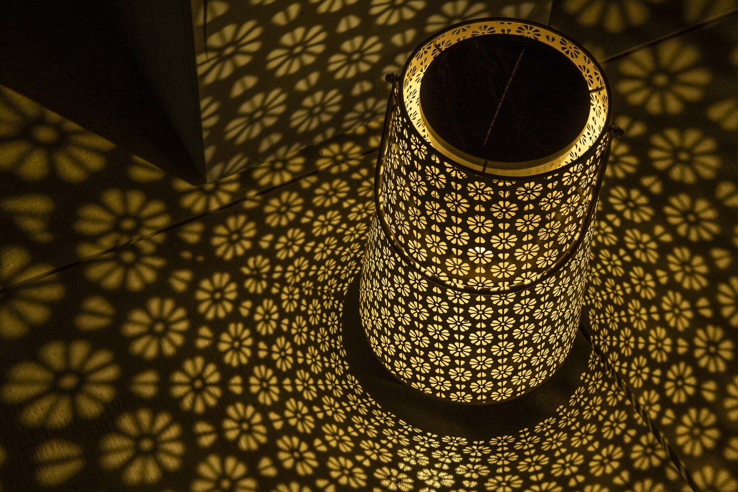 Solar Antic Latern Blümchen