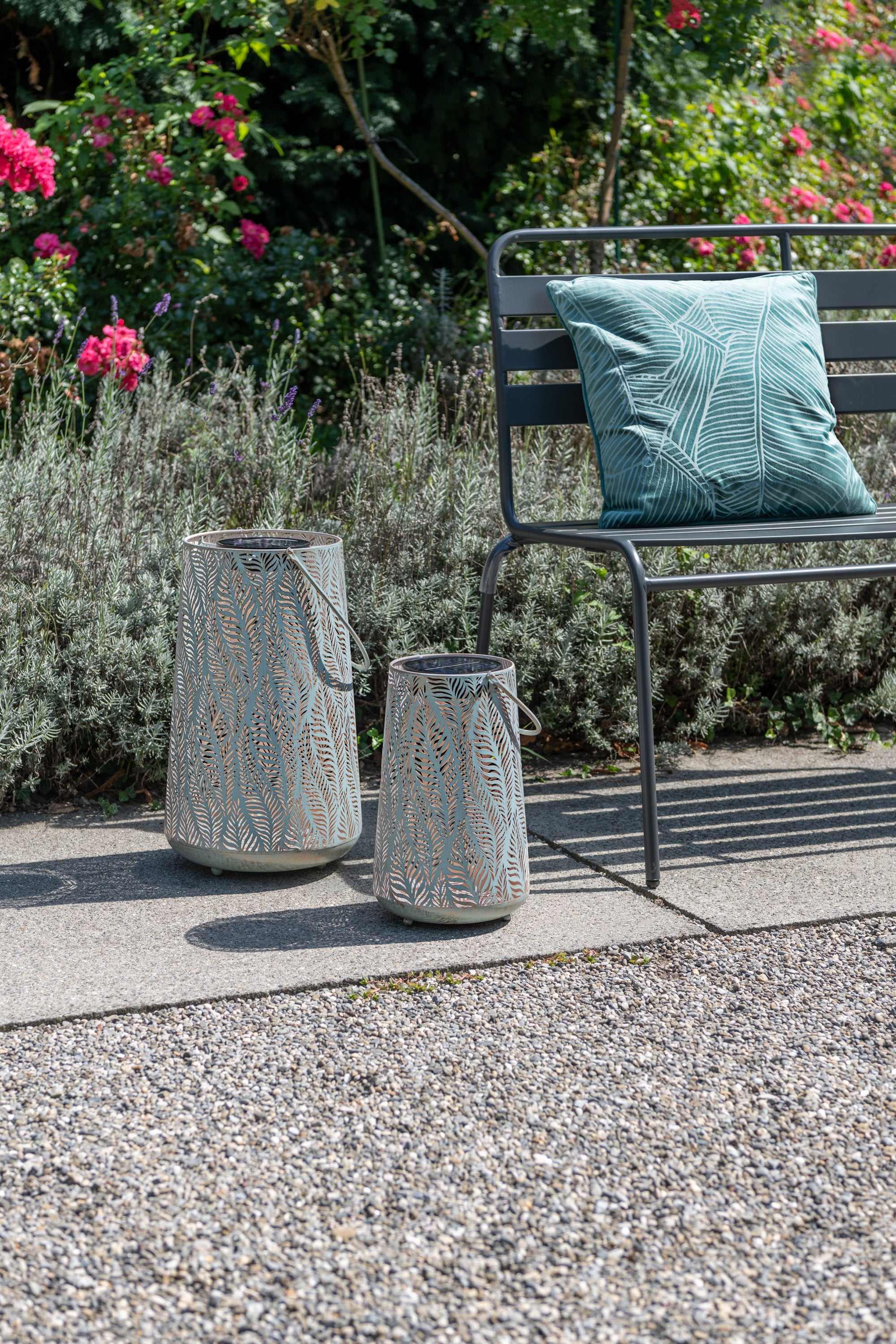 Solar Antic Latern Lara