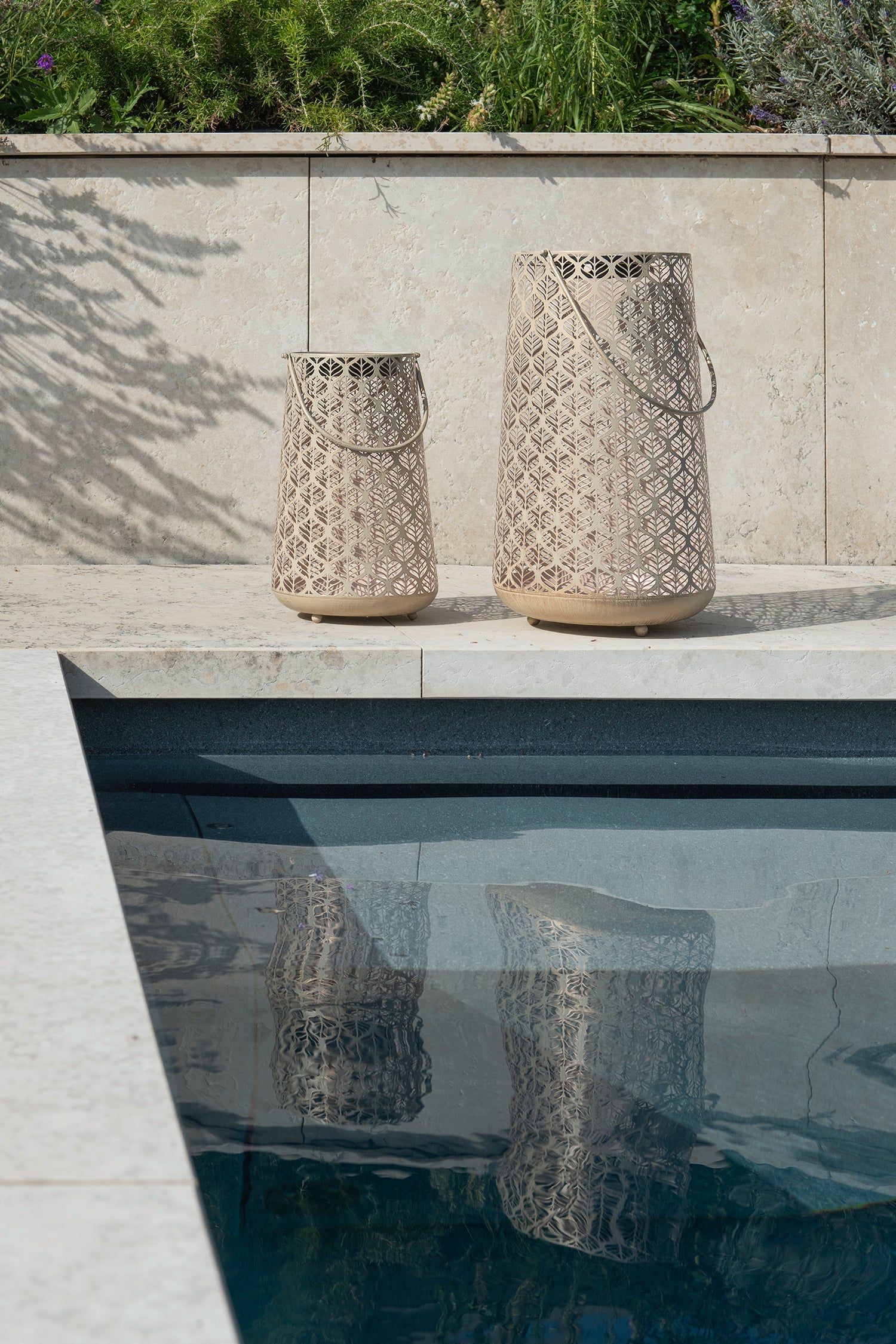 Solar Antic Latern Grafic