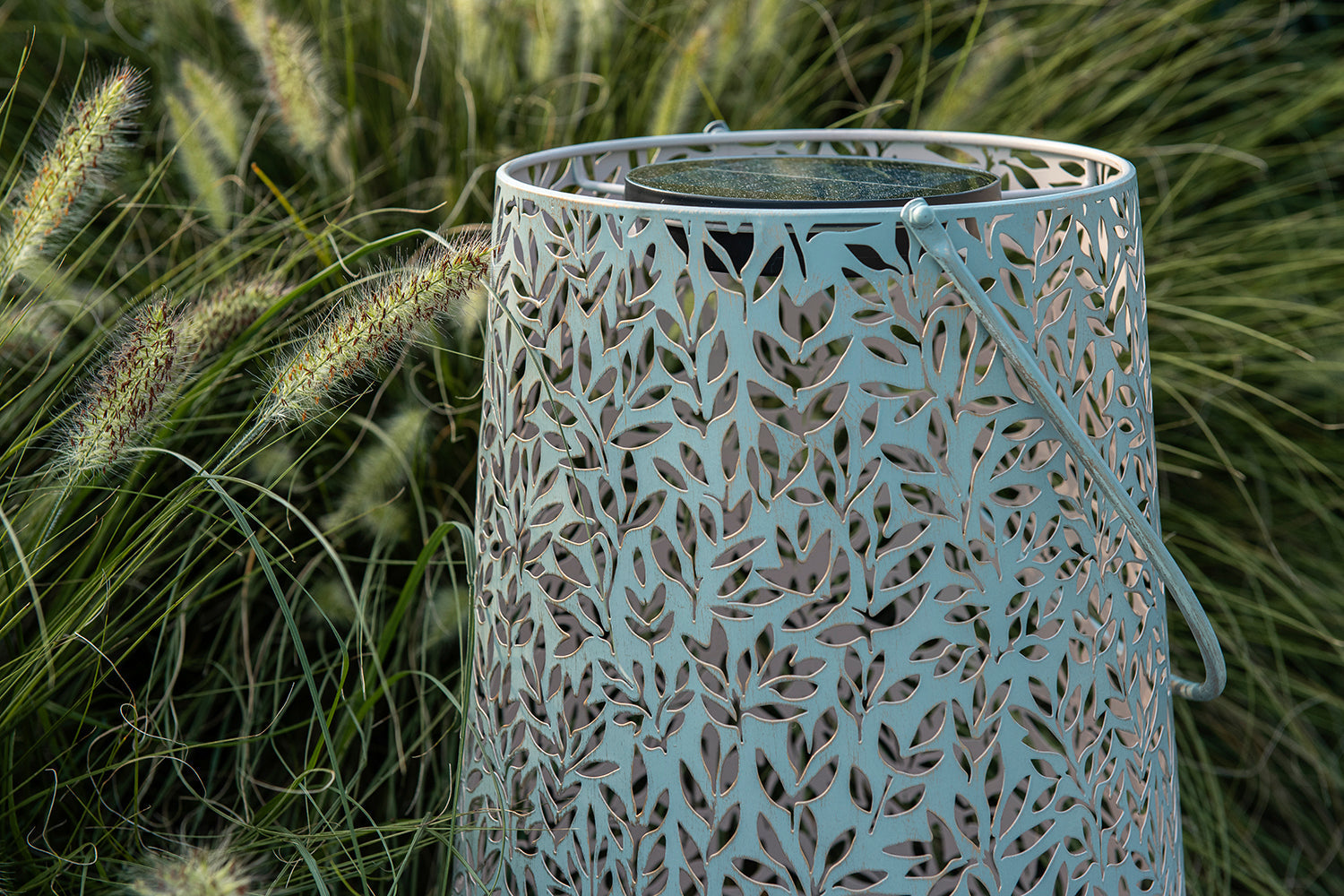 Solar Antic Latern Mistral