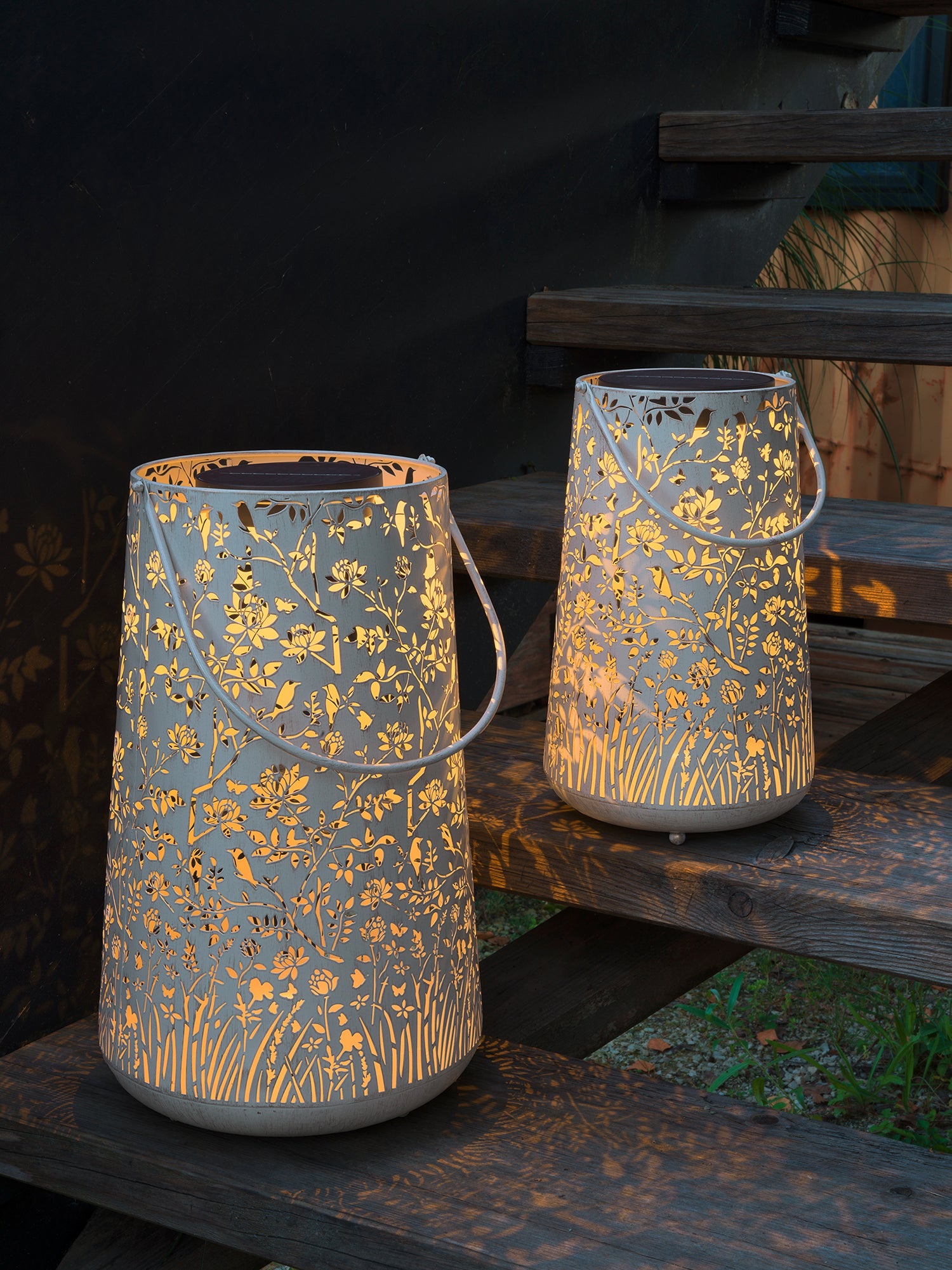 Solar Antic Latern Verana