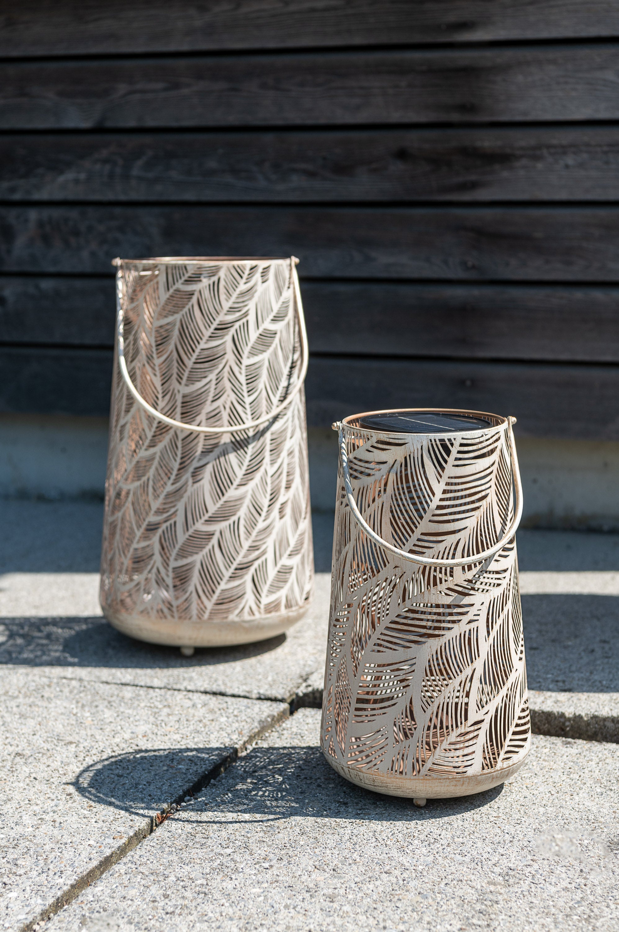 Solar Antic Latern Julia