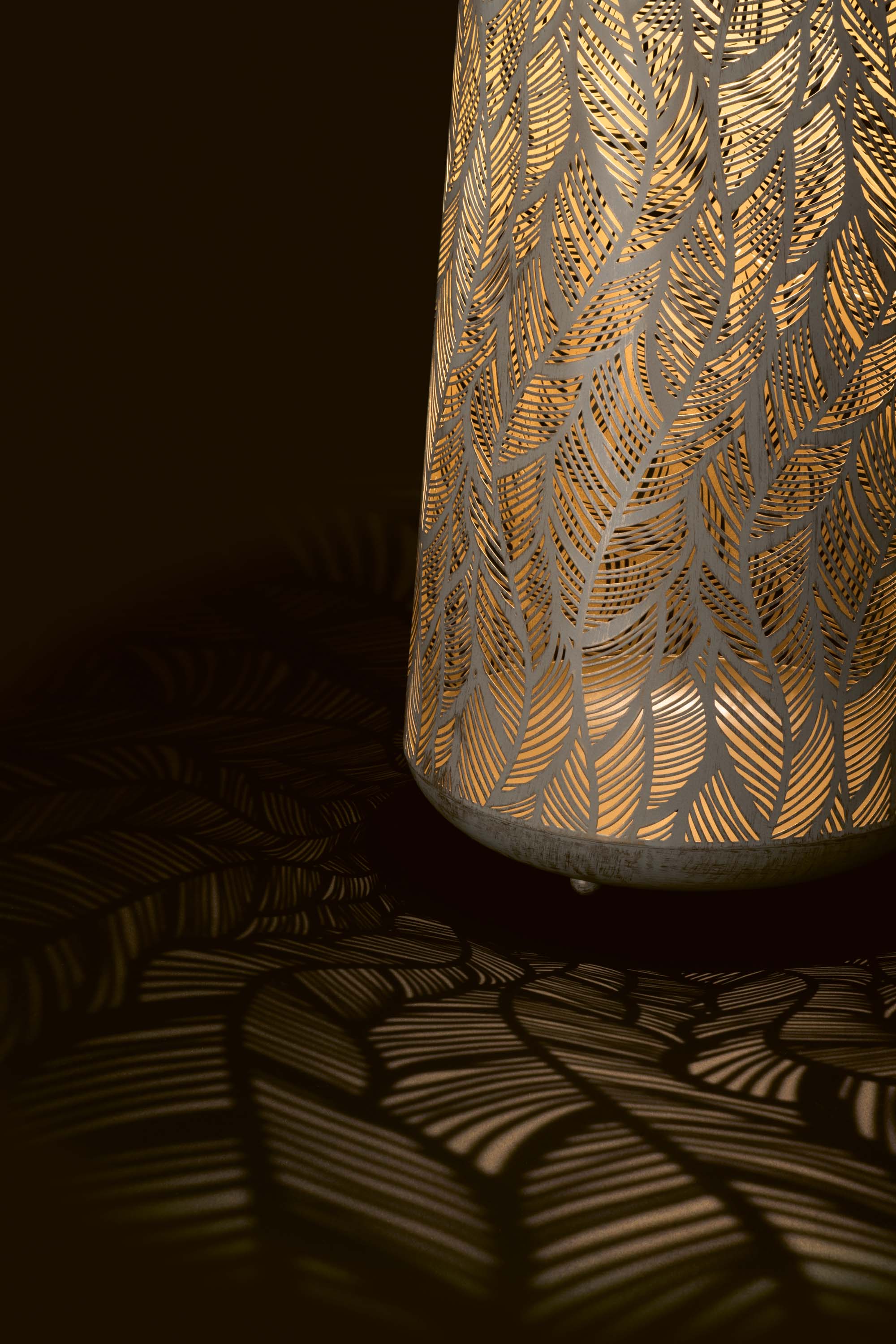 Solar Antic Latern Julia