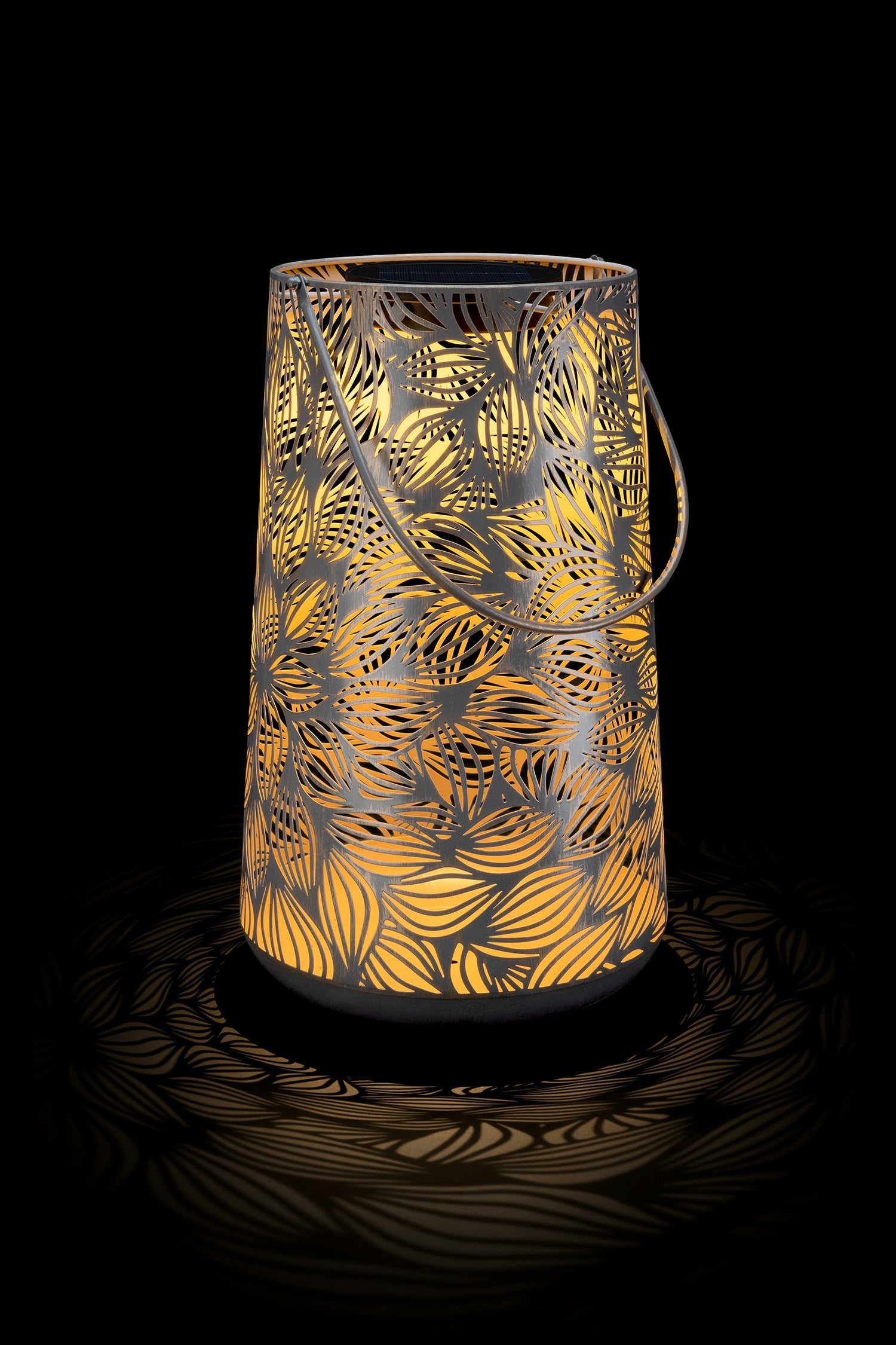 Solar Antic Latern Flora