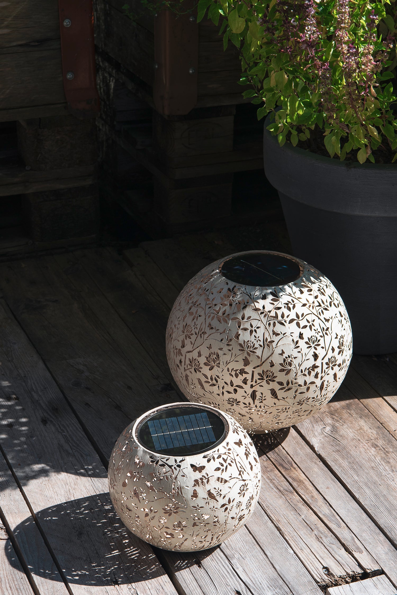 Solar Antic Kugel Verana