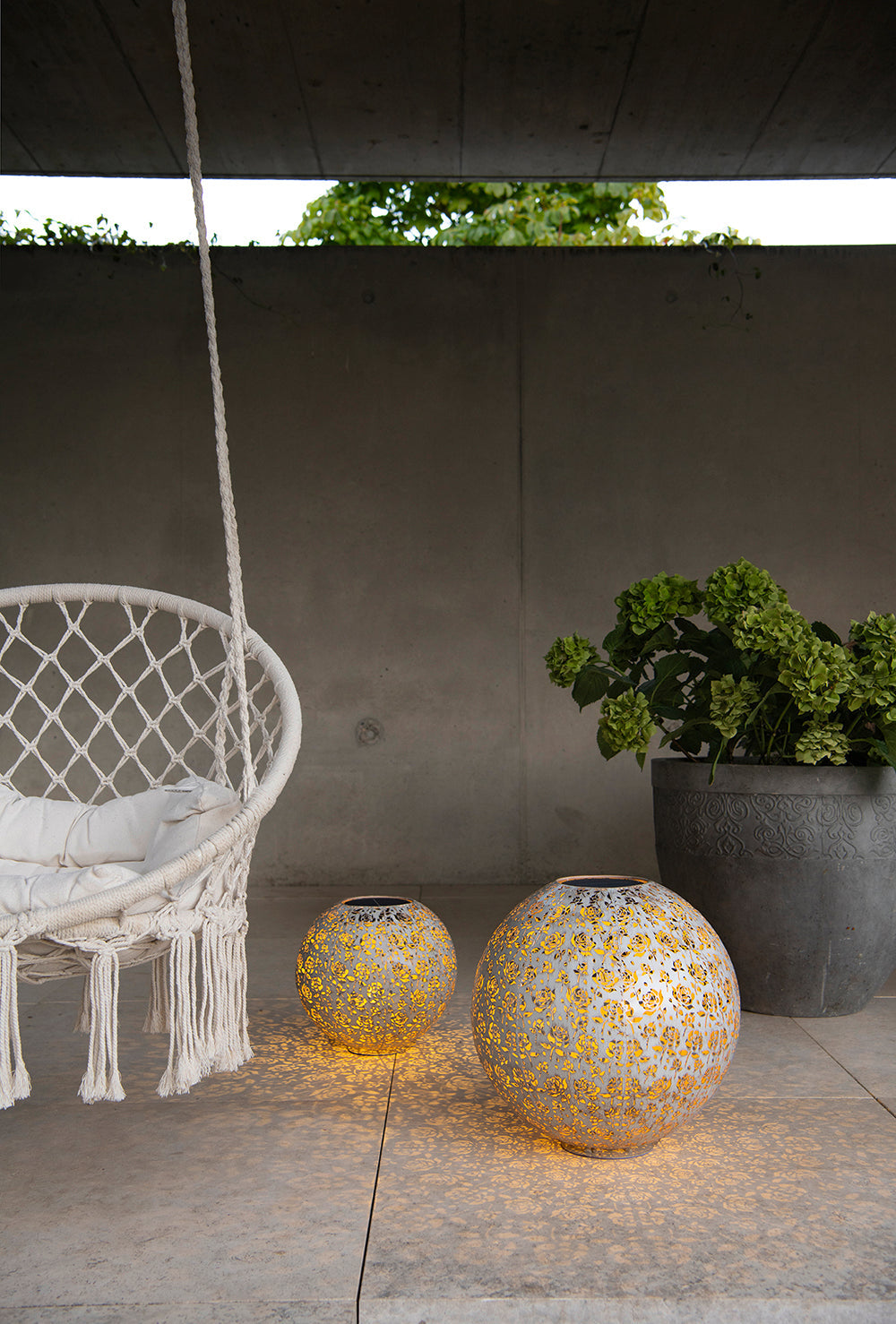 Solar Antic Kugel Baccara