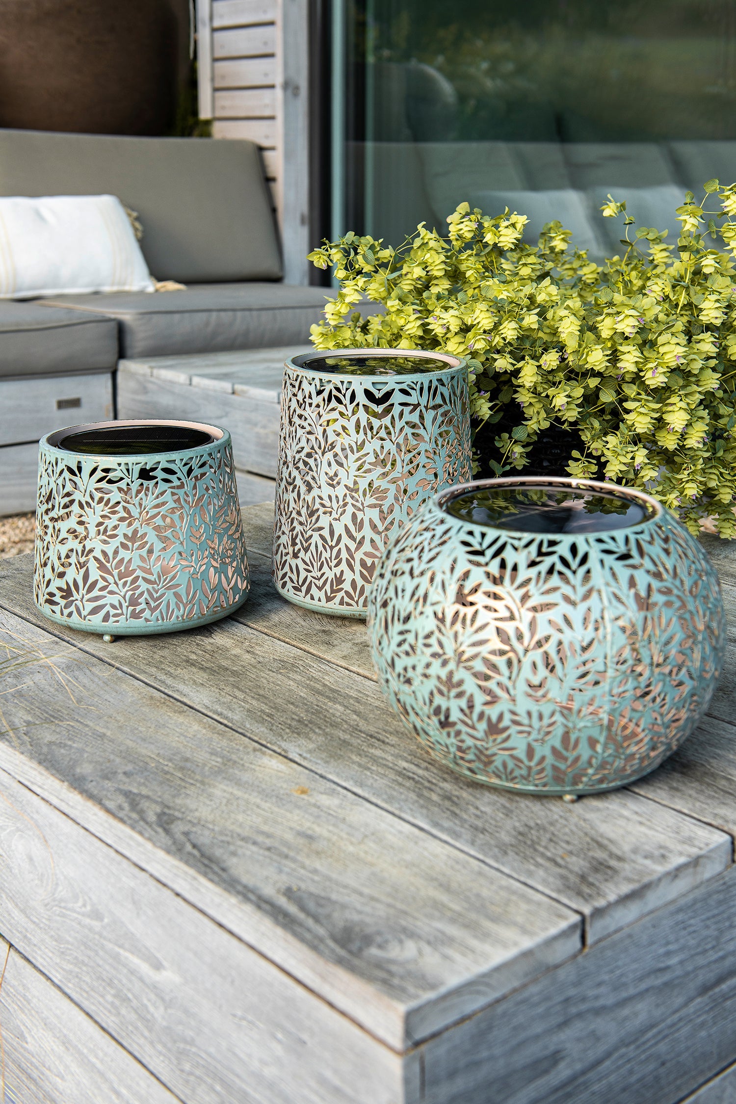 Solar Antic Globe Mistral