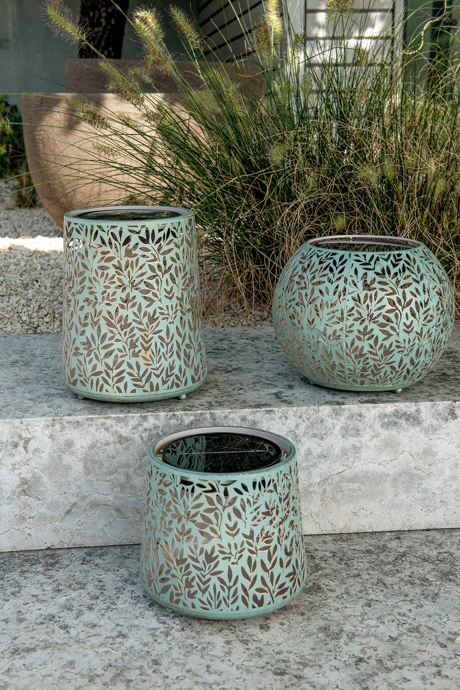 Solar Antic Globe Mistral