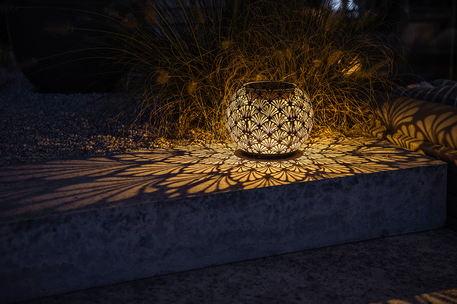 Solar Antic Globe Santana