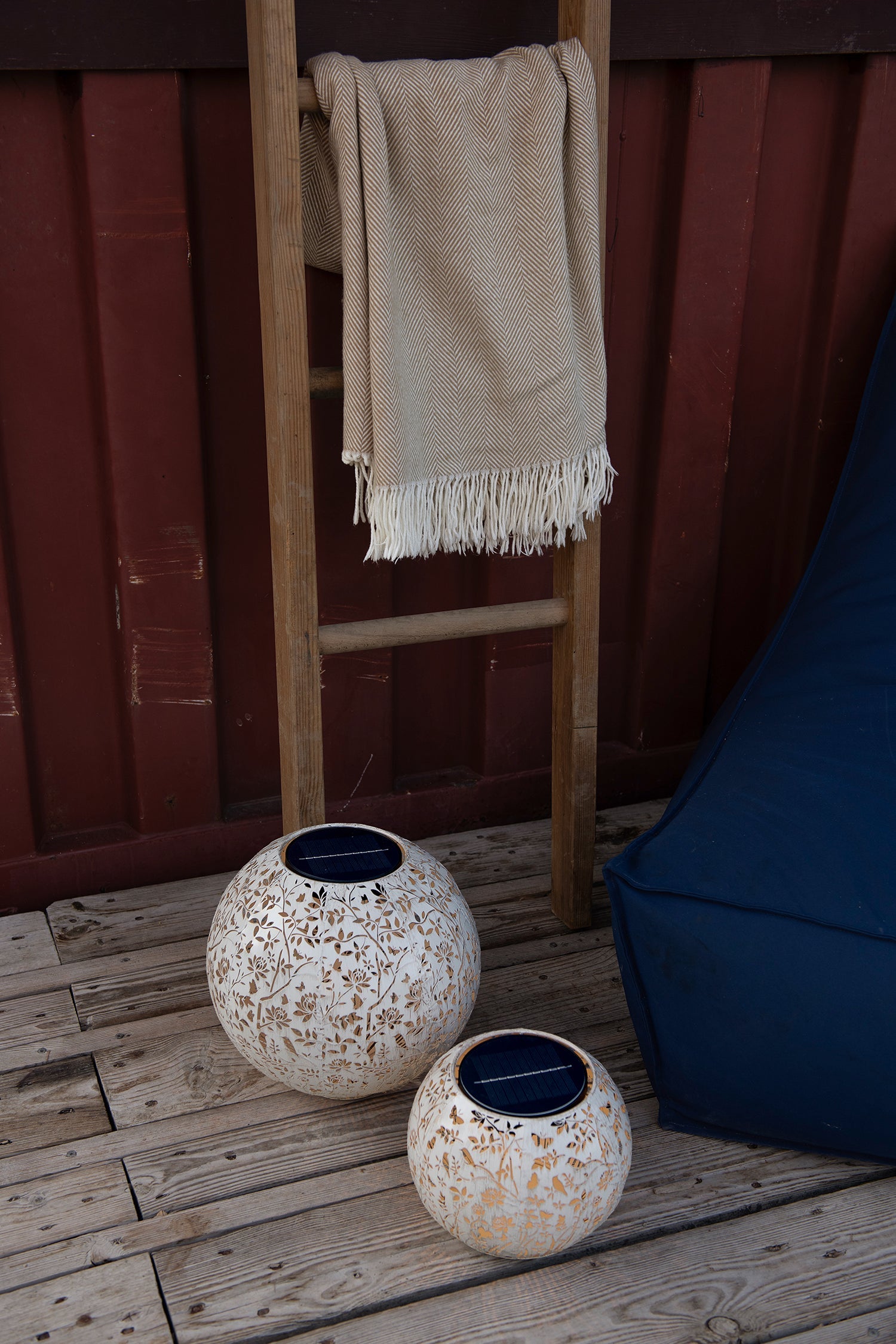 Solar Antic Globe Verana