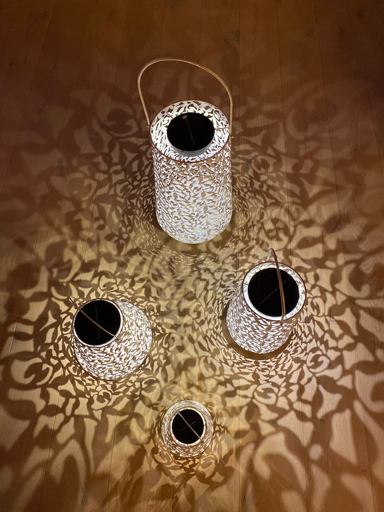 Solar Antic Laterne Rosen Konisch